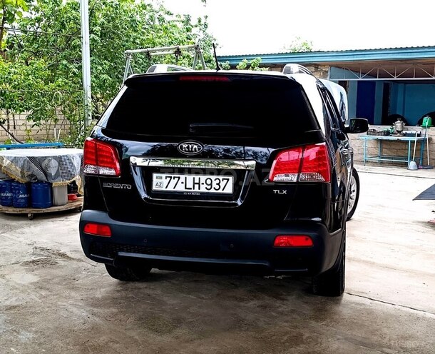 Kia Sorento 2011, 300,000 km - 2.0 л - Mingəçevir