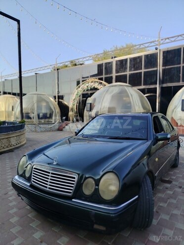 Mercedes E 200 1995, 685,280 km - 2.0 l - Şirvan