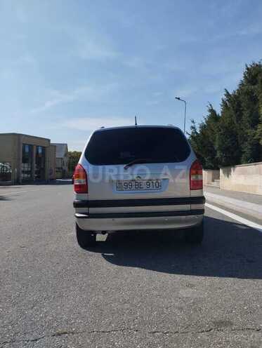 Opel Zafira 1999, 491,000 km - 1.8 л - Qusar