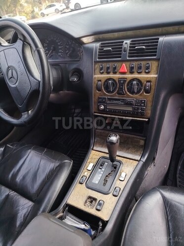 Mercedes E 200 1995, 685,280 km - 2.0 l - Şirvan