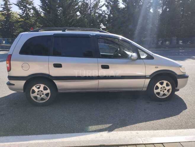 Opel Zafira 1999, 491,000 km - 1.8 л - Qusar