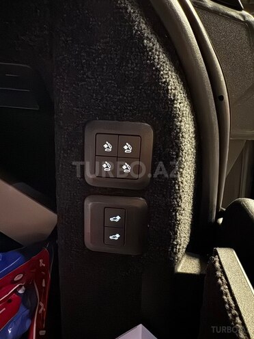 Land Rover Range Rover 2018, 96,000 km - 3.0 l - Bakı