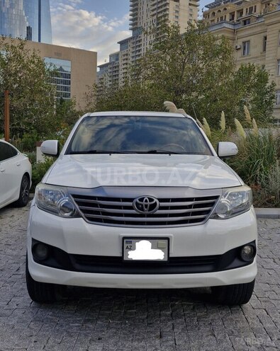 Toyota Fortuner 2011, 203,639 km - 2.7 l - Bakı