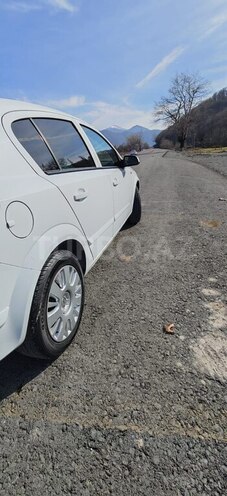 Opel Astra 2008, 294,000 km - 1.6 l - Qəbələ