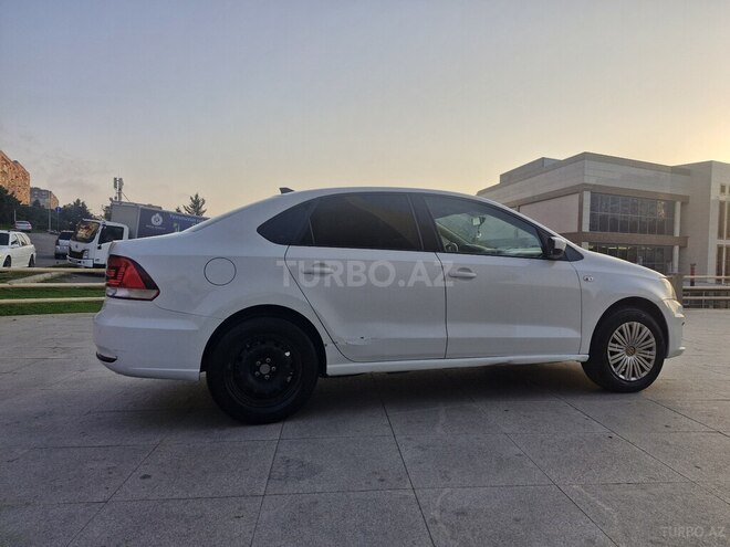 Volkswagen Polo 2015, 182,000 km - 1.6 l - Bakı
