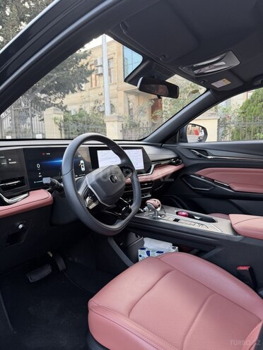 Changan  2025, 4,420 km - 1.5 л - Bakı