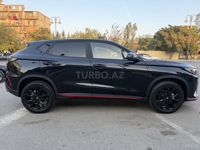 Changan  2025, 4,420 km - 1.5 л - Bakı