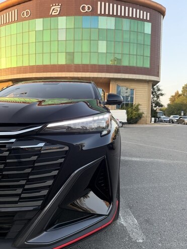 Changan  2025, 4,420 km - 1.5 л - Bakı