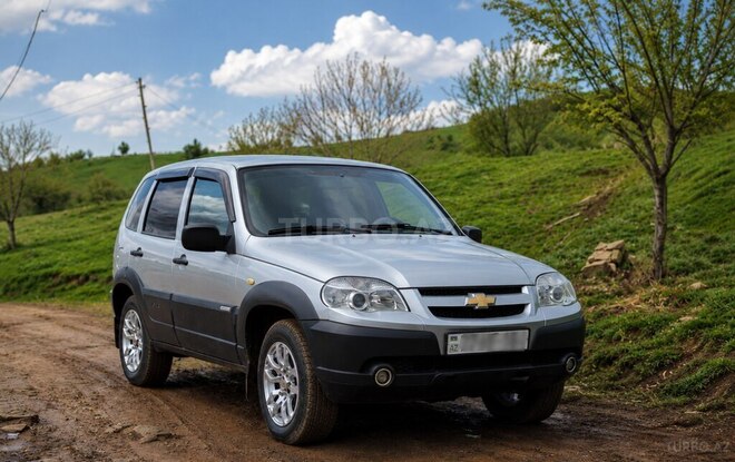 Chevrolet Niva 2011, 210,000 km - 1.7 l - Lənkəran