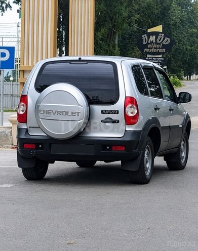 Chevrolet Niva 2011, 210,000 km - 1.7 l - Lənkəran