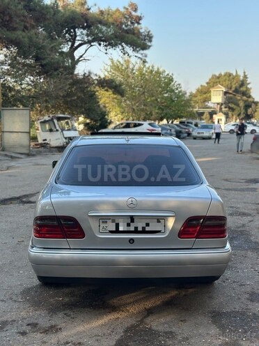 Mercedes E 240 1998, 319,321 km - 2.4 l - Bakı