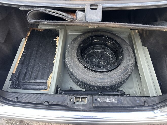 Mercedes E 240 1998, 319,321 km - 2.4 l - Bakı