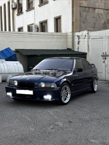 BMW 318 1998, 390,000 km - 1.8 l - Bakı