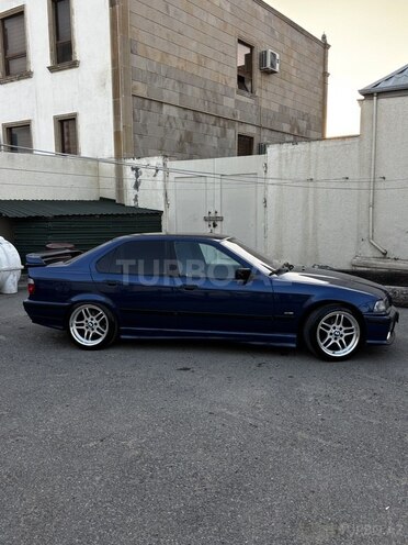 BMW 318 1998, 390,000 km - 1.8 l - Bakı