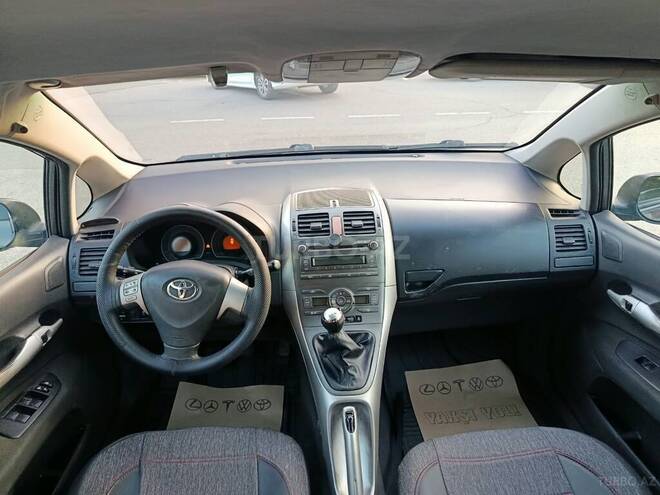 Toyota Auris 2007, 278,000 km - 1.4 l - Bakı