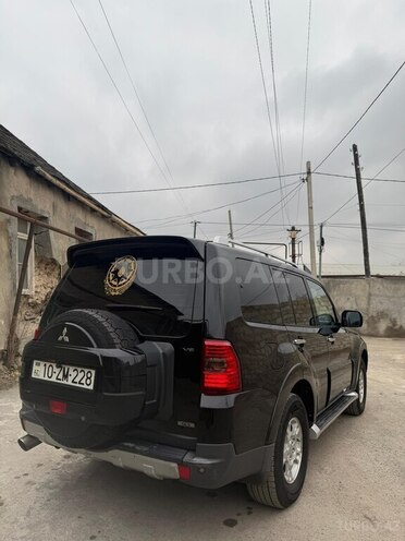 Mitsubishi Pajero 2007, 350,000 km - 3.0 l - Gəncə