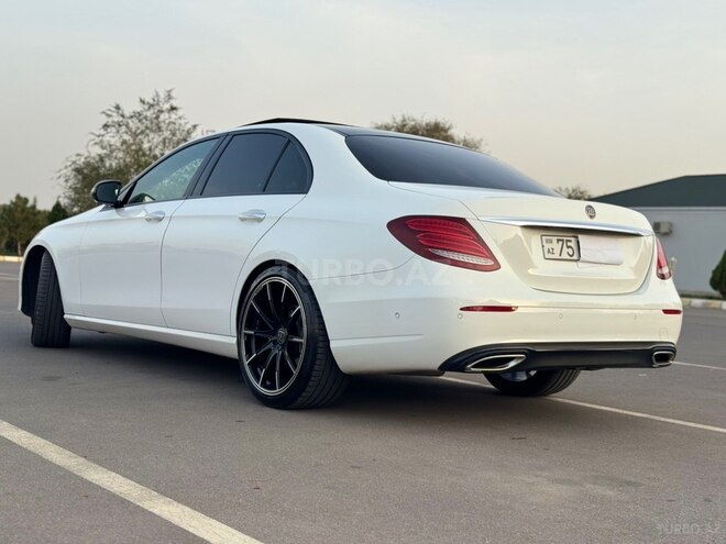 Mercedes E 250 2018, 98,000 km - 2.0 л - Naxçıvan