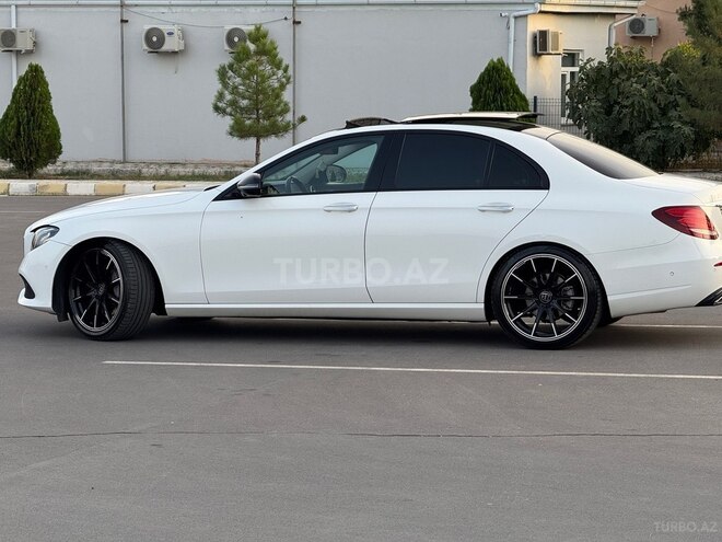 Mercedes E 250 2018, 98,000 km - 2.0 л - Naxçıvan
