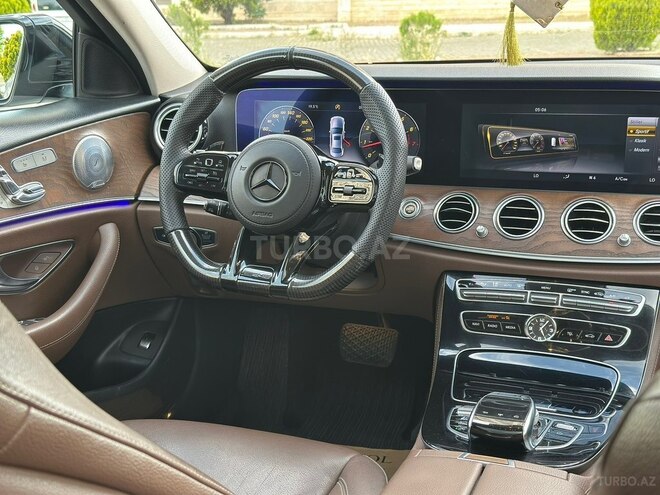 Mercedes E 250 2018, 98,000 km - 2.0 л - Naxçıvan