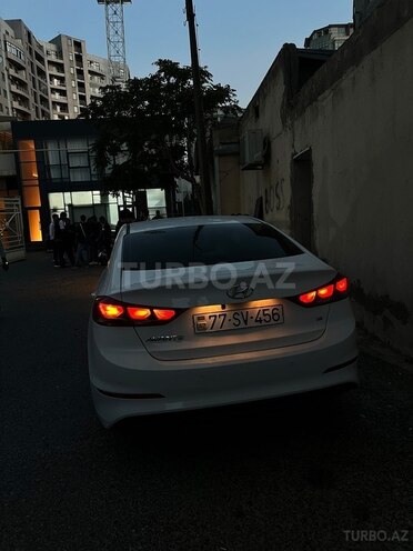Hyundai Elantra 2018, 173,000 km - 1.6 l - Bakı