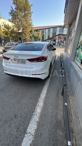 Hyundai Elantra 2018, 173,000 km - 1.6 l - Bakı