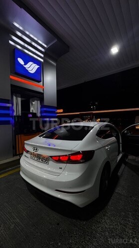 Hyundai Elantra 2018, 173,000 km - 1.6 l - Bakı