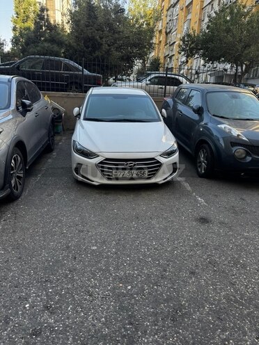 Hyundai Elantra 2018, 173,000 km - 1.6 l - Bakı