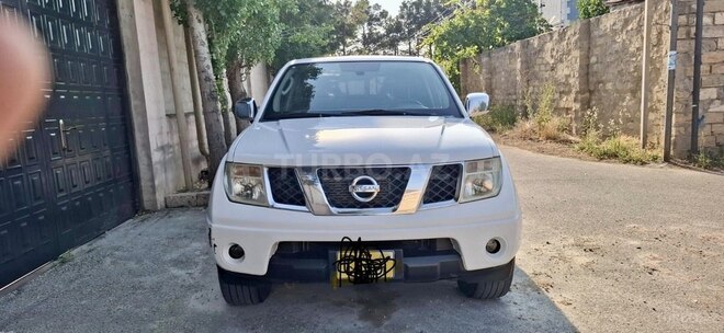 Nissan Navara 2013, 380,000 km - 2.5 л - Bakı