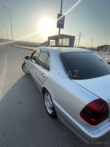 Mercedes C 220 1999, 657,584 km - 2.2 л - Bakı