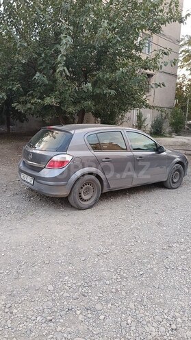 Opel Astra 2006, 173,500 km - 1.4 l - Gəncə