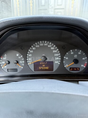 Mercedes E 200 2000, 370,340 km - 2.2 l - Bakı
