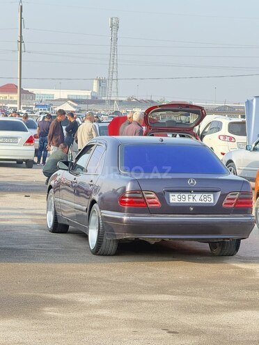 Mercedes E 200 2000, 370,340 km - 2.2 l - Bakı