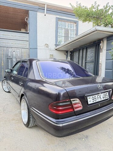 Mercedes E 200 2000, 370,340 km - 2.2 l - Bakı