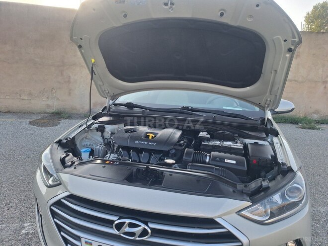 Hyundai Elantra 2017, 77,481 km - 2.0 л - Bakı