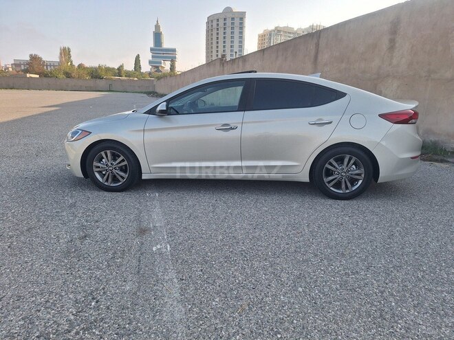 Hyundai Elantra 2017, 77,481 km - 2.0 л - Bakı