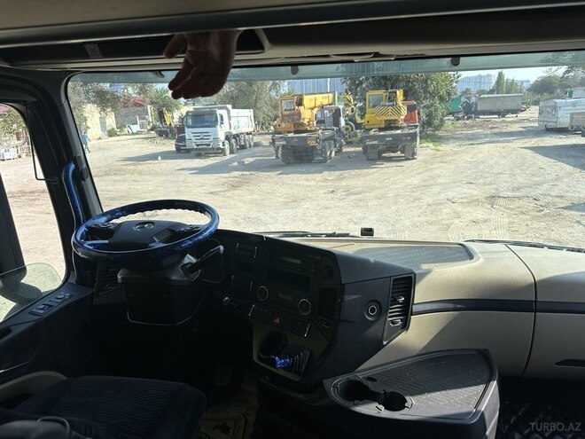 Mercedes  2013, 725,140 km - 12.0 л - Bakı