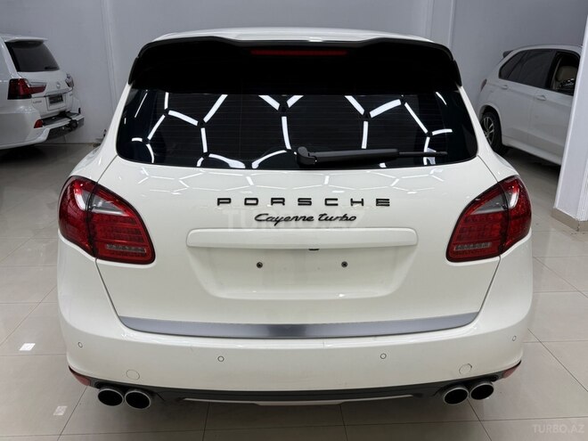Porsche Cayenne Turbo 2011, 197,000 km - 4.8 л - Bakı