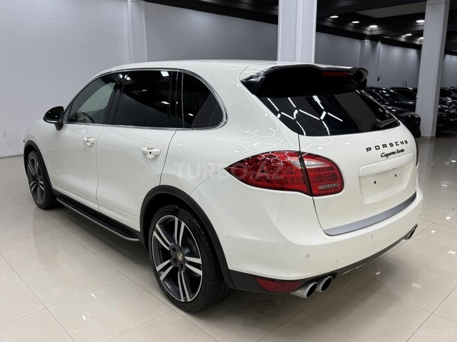 Porsche Cayenne Turbo 2011, 197,000 km - 4.8 л - Bakı