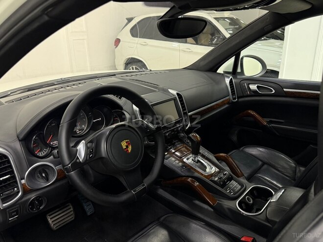 Porsche Cayenne Turbo 2011, 197,000 km - 4.8 л - Bakı