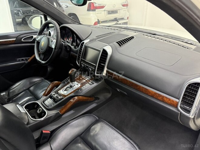Porsche Cayenne Turbo 2011, 197,000 km - 4.8 л - Bakı