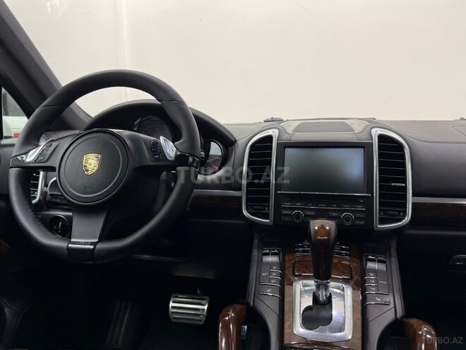 Porsche Cayenne Turbo 2011, 197,000 km - 4.8 л - Bakı
