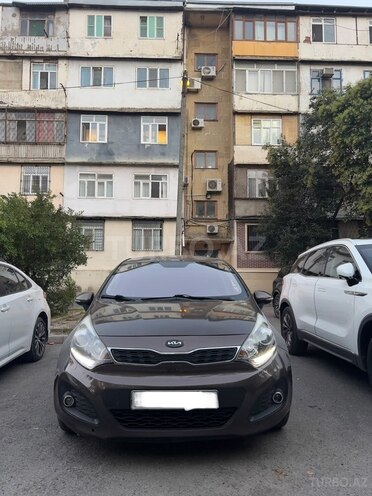 Kia Rio 2011, 270,000 km - 1.4 л - Bakı
