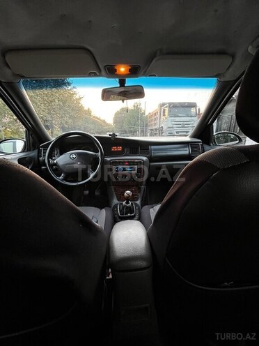 Opel Vectra 1997, 540,000 km - 1.6 l - Ağdaş