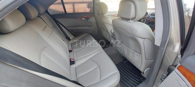 Mercedes E 220 2008, 348,000 km - 2.2 л - Sumqayıt
