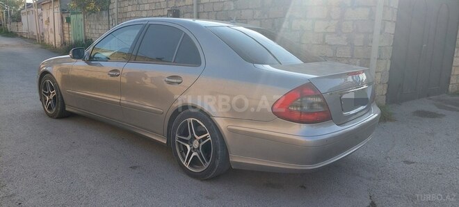 Mercedes E 220 2008, 348,000 km - 2.2 л - Sumqayıt