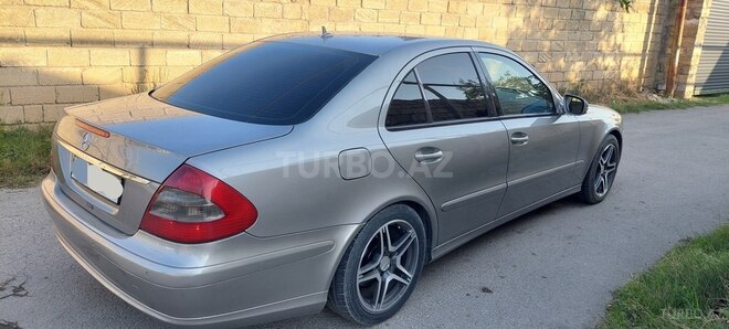 Mercedes E 220 2008, 348,000 km - 2.2 л - Sumqayıt