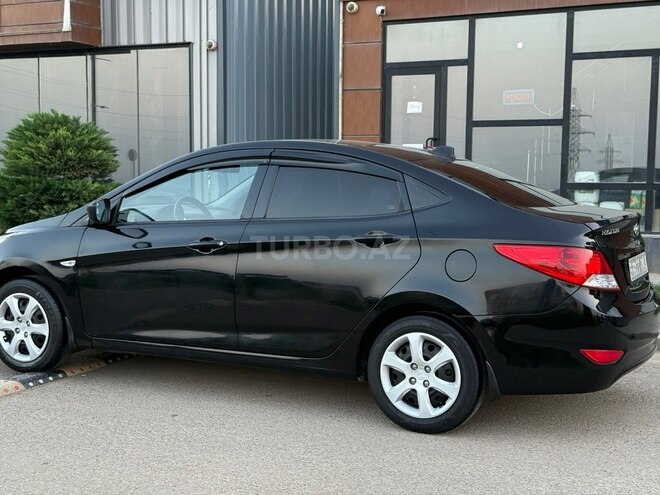 Hyundai Accent 2011, 298,000 km - 1.4 l - Bakı