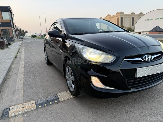 Hyundai Accent 2011, 298,000 km - 1.4 l - Bakı