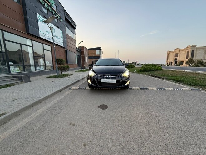Hyundai Accent 2011, 298,000 km - 1.4 l - Bakı