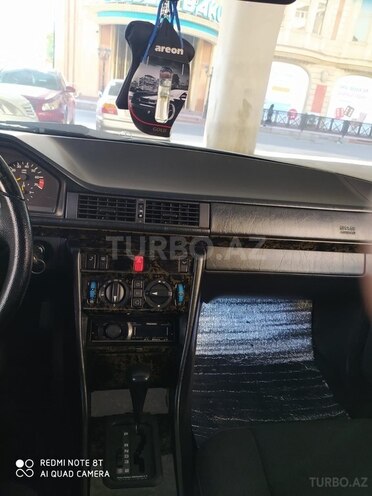 Mercedes 220 E 1994, 380,000 km - 2.2 l - Sumqayıt